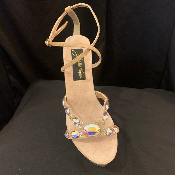 Large Swarovski crystals that cross over the top - Picture 2 of 3